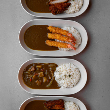 Weiße ovale Curryplatte von Takuhiro Shimomoto ≤ Nakazen
