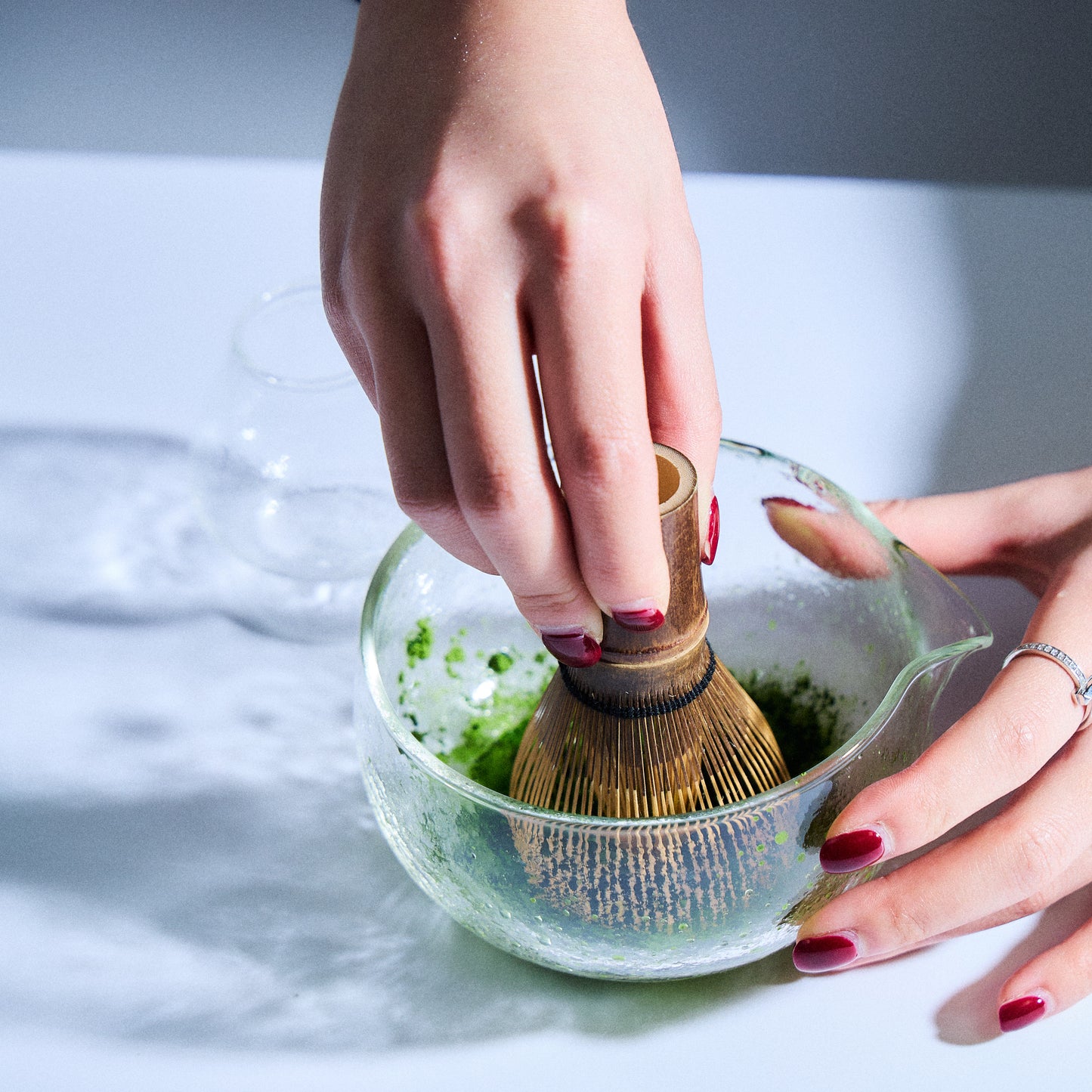 Bol à Matcha en verre Chawan ⋅ KURA-GE