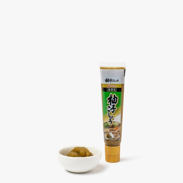 Pâte de piment yuzu kosho vert ⋅ House foods ⋅ 40g Pâte de piment yuzu kosho vert ⋅ House foods ⋅ 40g