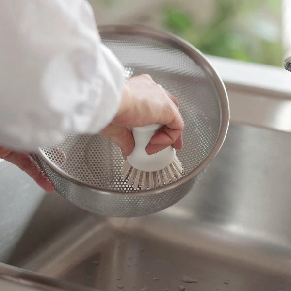 Kitchen brush ⋅ Marna