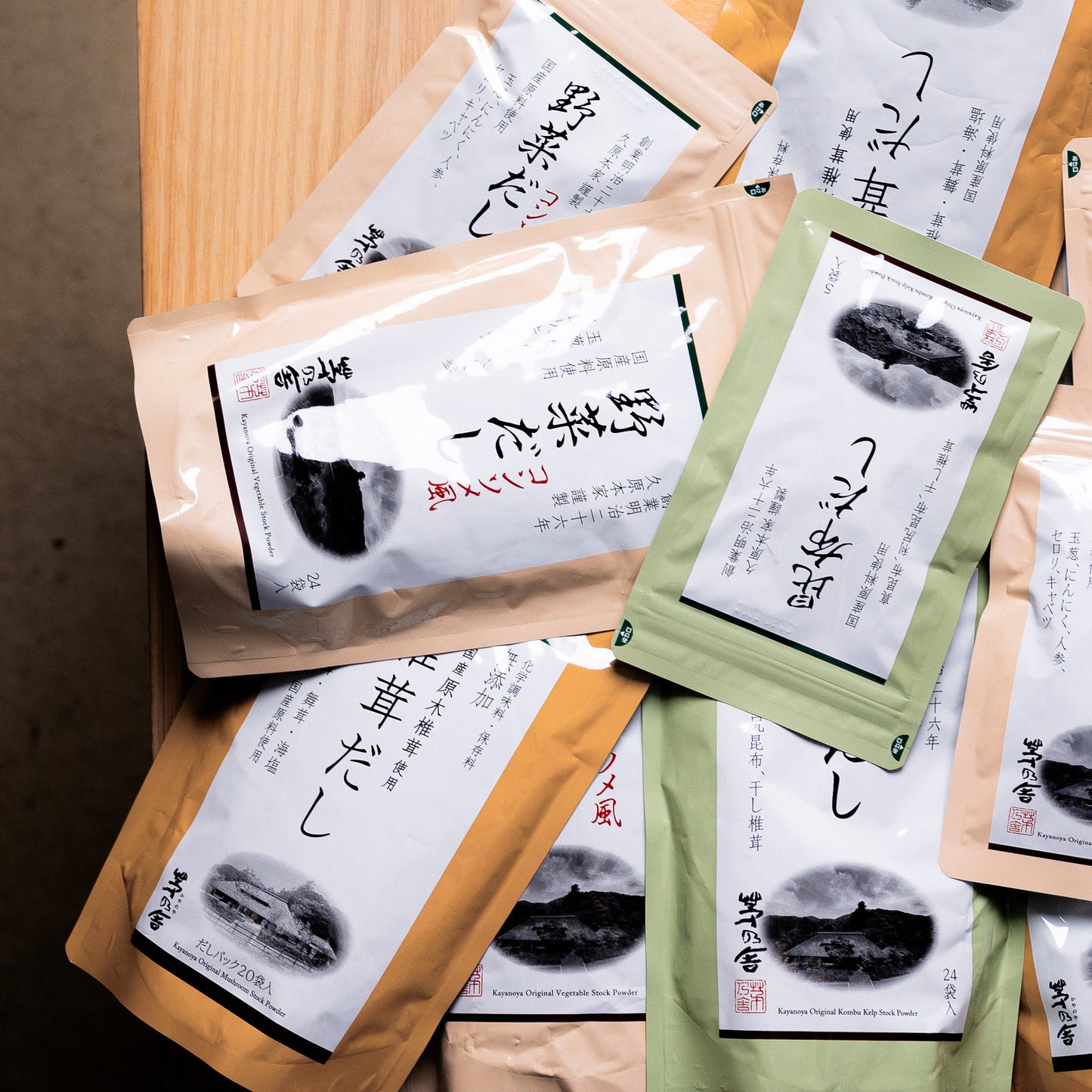 Vegan kombu dashi broth 24 sachets ⋅ Kayanoya ⋅ 144g