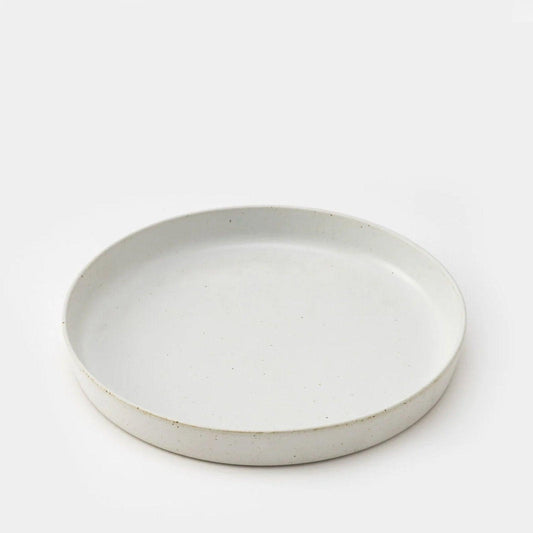 Hollow white curry plate by Ai Yoshida - Nakazen - iRASSHAi