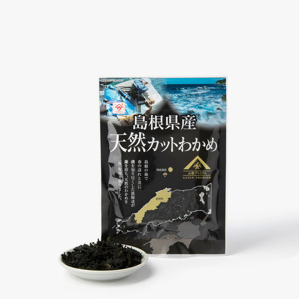 Shimane wakame zeewier in stukjes ⋅ Uonoya ⋅ 10g Shimane wakame zeewier in stukjes ⋅ Uonoya ⋅ 10g