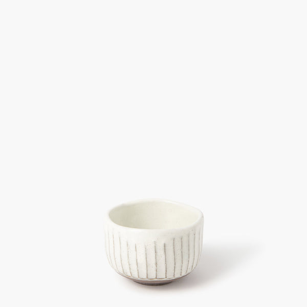 Matcha kom sogime wit gestreept Ø 97 mm ⋅ Touga Matcha kom sogime wit gestreept Ø 97 mm ⋅ Touga