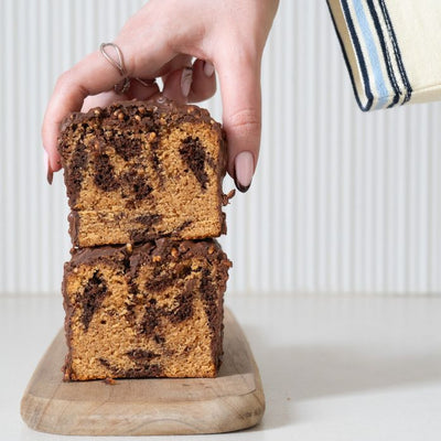 Torta marmorizzata al cioccolato e kinako