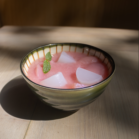 Panna cotta kinako, warabi et pêche