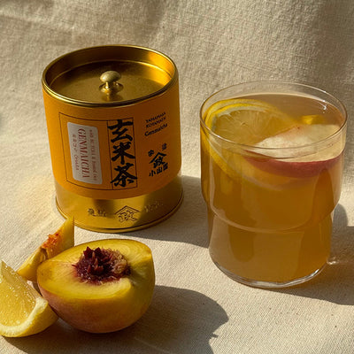 Hojicha iced tea, peach syrup