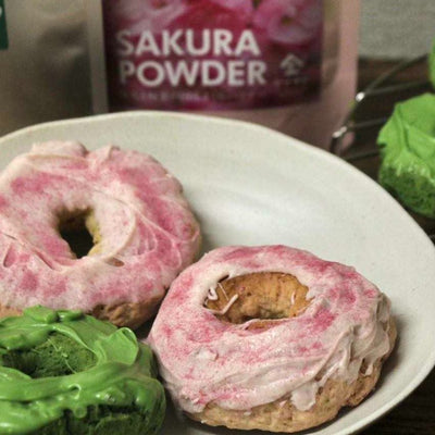 Sakura gefrituurde donuts