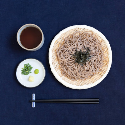 Verse soba -noedels voor de zomer