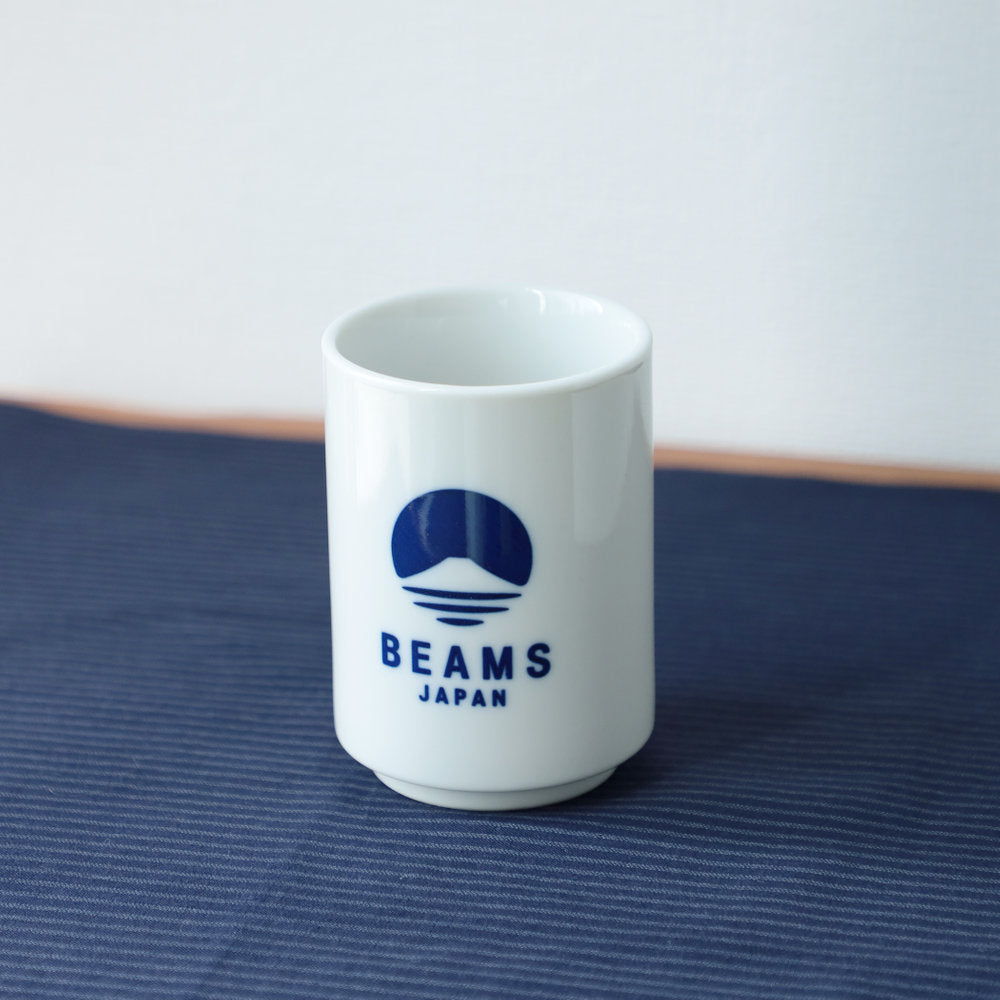 Taza de té yunomi con logotipo rojo ⋅ BEAMS JAPAN