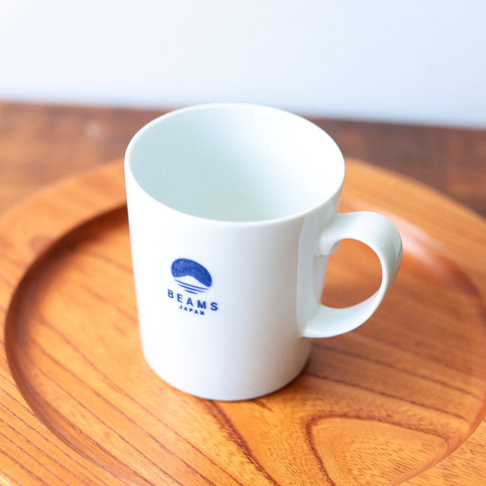 Tasse logo blanc ⋅ Hasami / BEAMS JAPAN