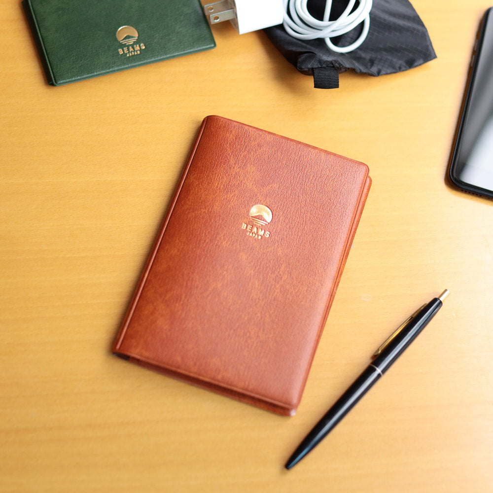 Porte-passeport marron ⋅ BEAMS JAPAN