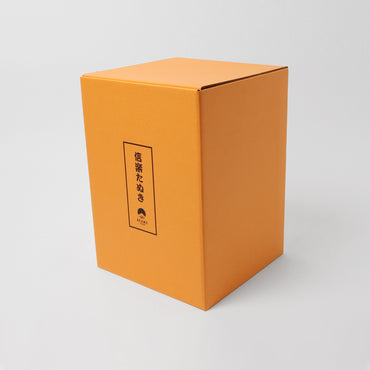 Statua di tanuki in ceramica Shigaraki arancione ⋅ BEAMS JAPAN