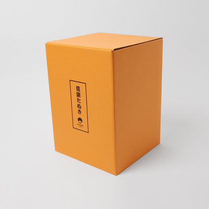 Estatua de tanuki de cerámica Shigaraki naranja ⋅ BEAMS JAPAN