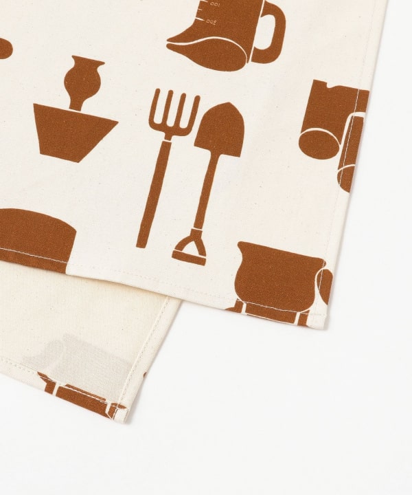 Kleines Furoshiki mit verschiedenen Mustern, weiß × braun ⋅ Katsuyama Yachiyo