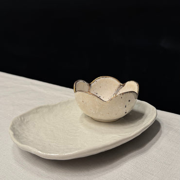 Taça pequena branca com flor de ameixeira Ø 75mm ⋅ Touga