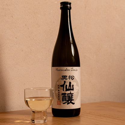 Saqué Kuromatsu Senjo Muroka junmai genshu ⋅ 16% ⋅ 720ml