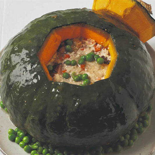 Kabocha stuffed with chicken and vegetables