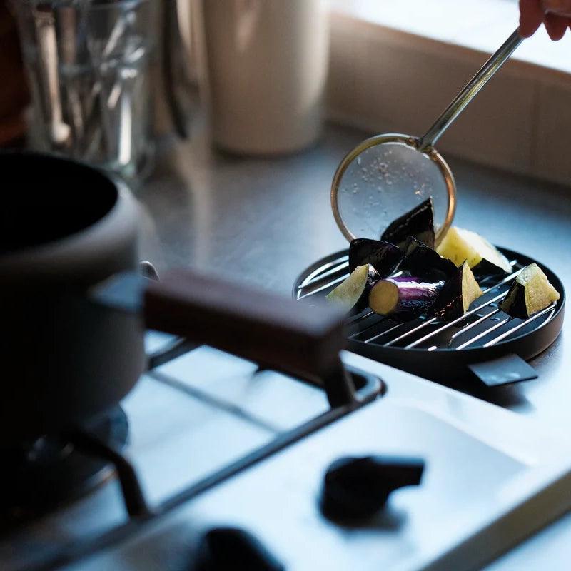 Frying pan with grill and lid ⋅ Fujita Kinzoku