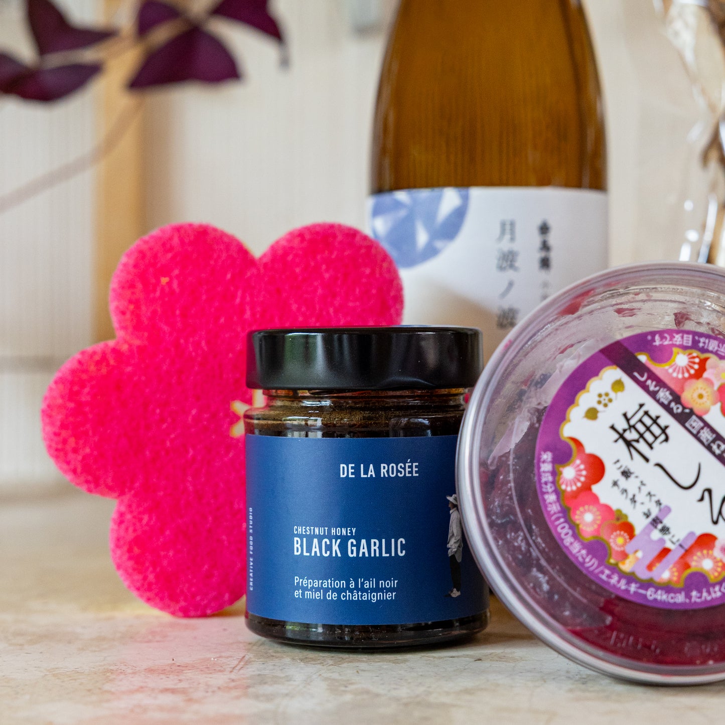 Preparación de miel de castañas y ajo negro ⋅ De la rosée ⋅ 185g
